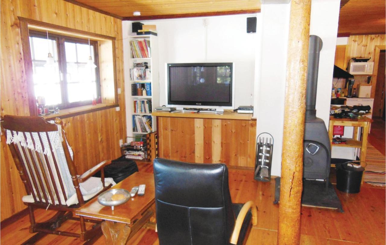 Gorgeous Home In Kaelarne With House Sea View Ovsjobyn Bagian luar foto