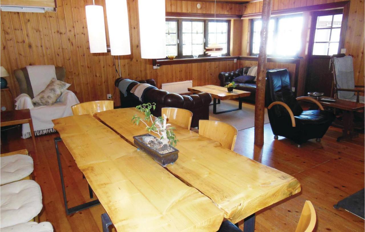 Gorgeous Home In Kaelarne With House Sea View Ovsjobyn Bagian luar foto
